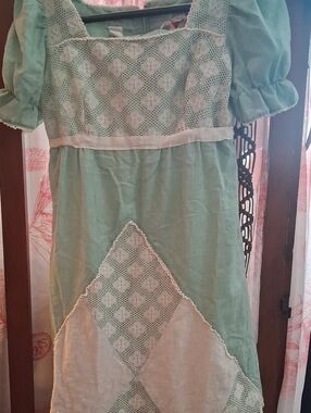 Vintage Jerell Of Texas Mint Green Lace Panel Midi Dress with Puff Sleeves